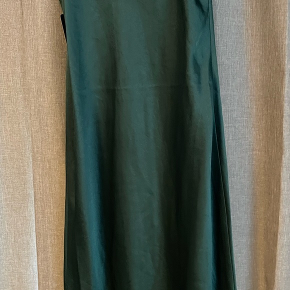 Express new dress - Picture 11 of 14